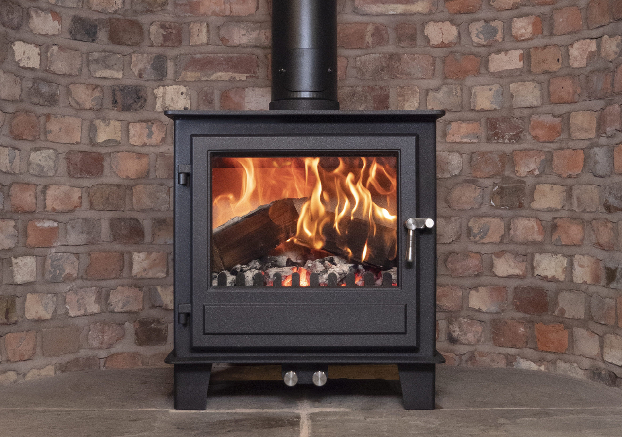 Clock Blithfield 8 Multifuel Stove